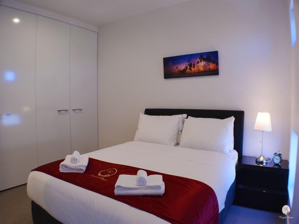 Royal Stays Apartments Melbourne- Southbank Room photo