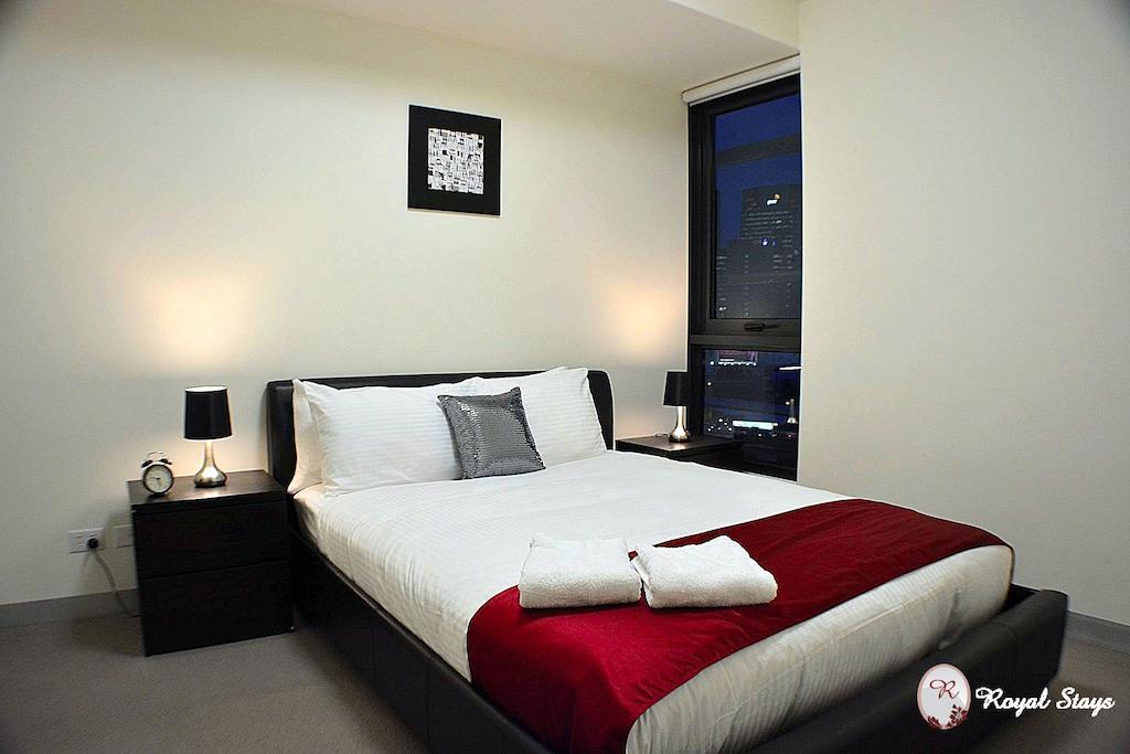 Royal Stays Apartments Melbourne- Southbank Room photo